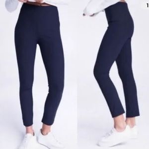 Rag & Bone Simon pant. Size 6. Navy blue.